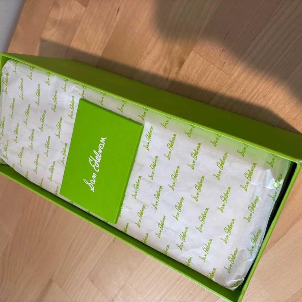 Sam Edelman Gray Velvet Flats - Picture 6 of 6